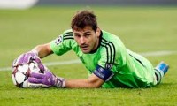 Madrid Harus cari pengganti Casillas